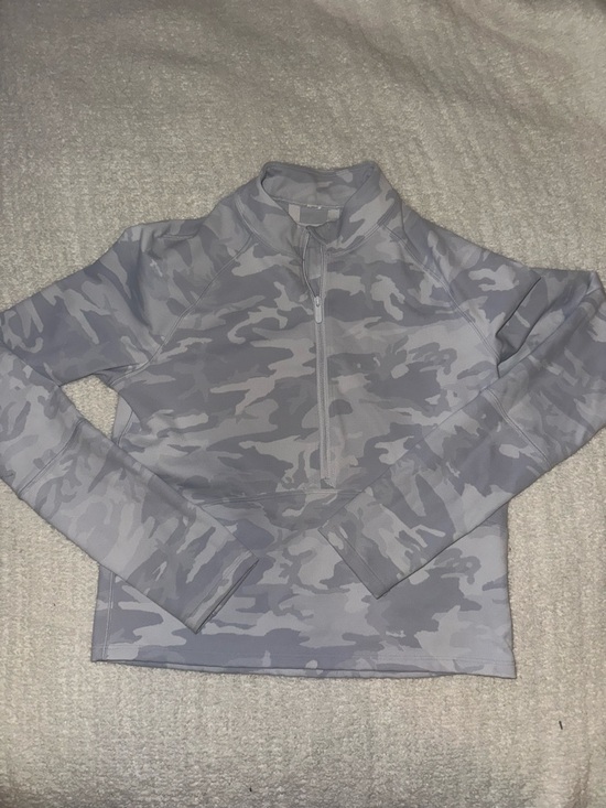lululemon athletica Jackets & Blazers - Lululemon Grey Camo Half-Zip Pullover